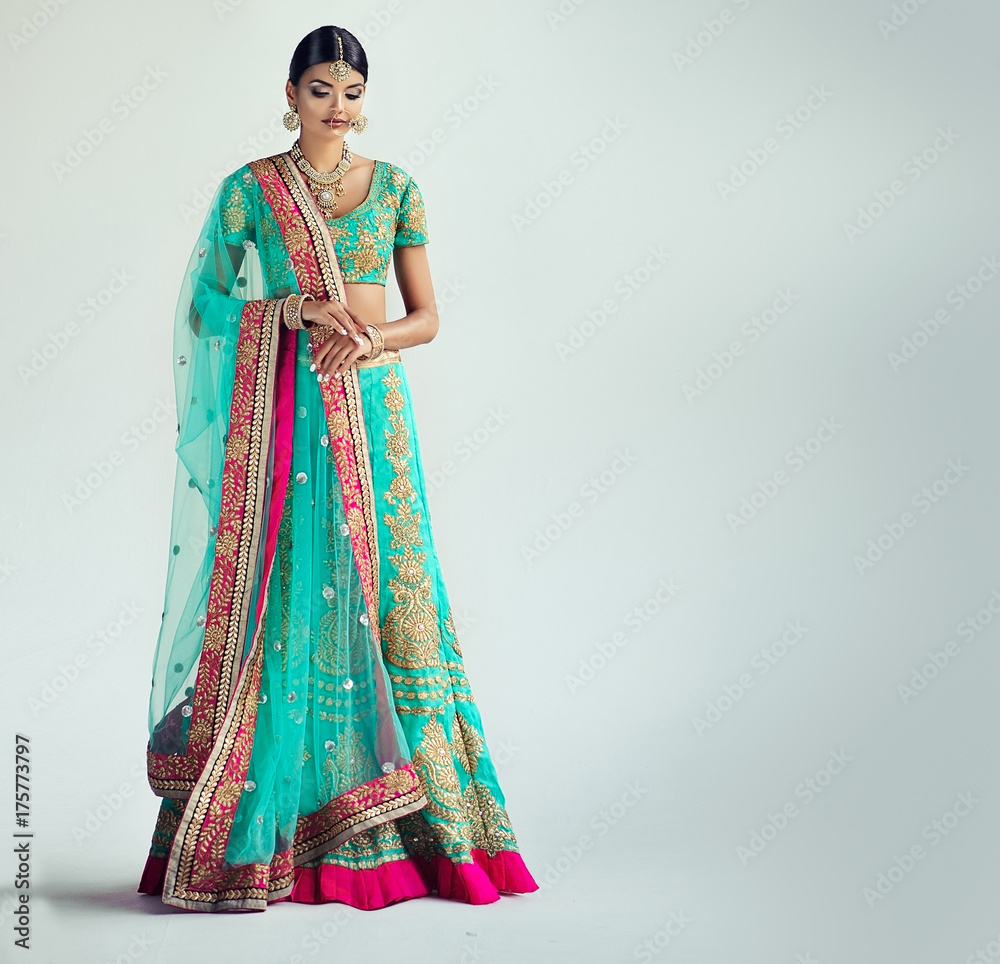 Indian dress change spy