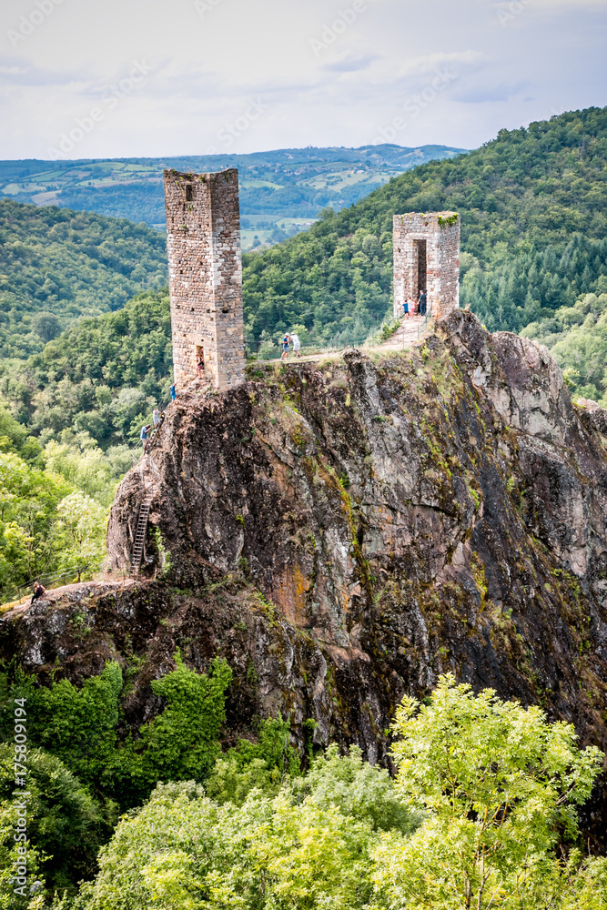 Le château de Peyrusse-le-Roc