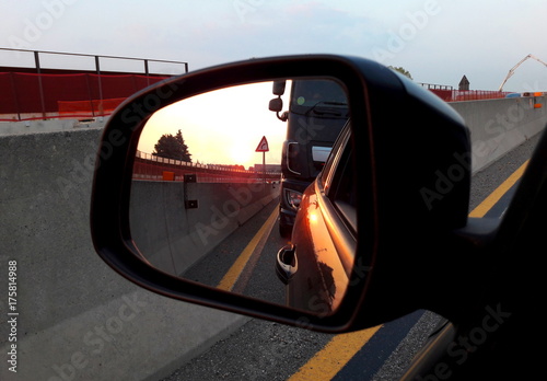 Tramonto in auto - specchietto retrovisore © Alfons Photographer