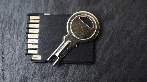 The key lies on the flash memory concept of information protection