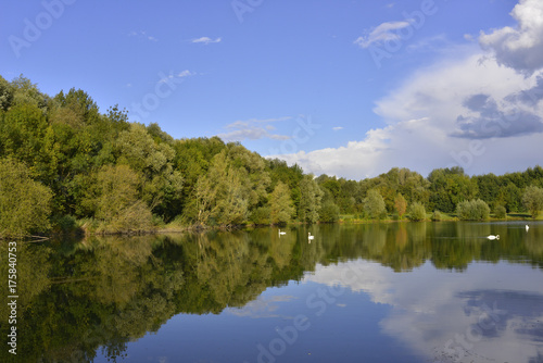 Lac des pêcheurs à La Flèche (72200), département de la Sarthe en région Pays-de-la-Loire, France 