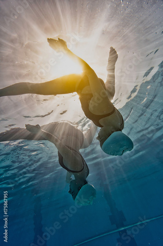 Fototapeta Naklejka Na Ścianę i Meble -  Synchronized Swimming - Women's Duet
