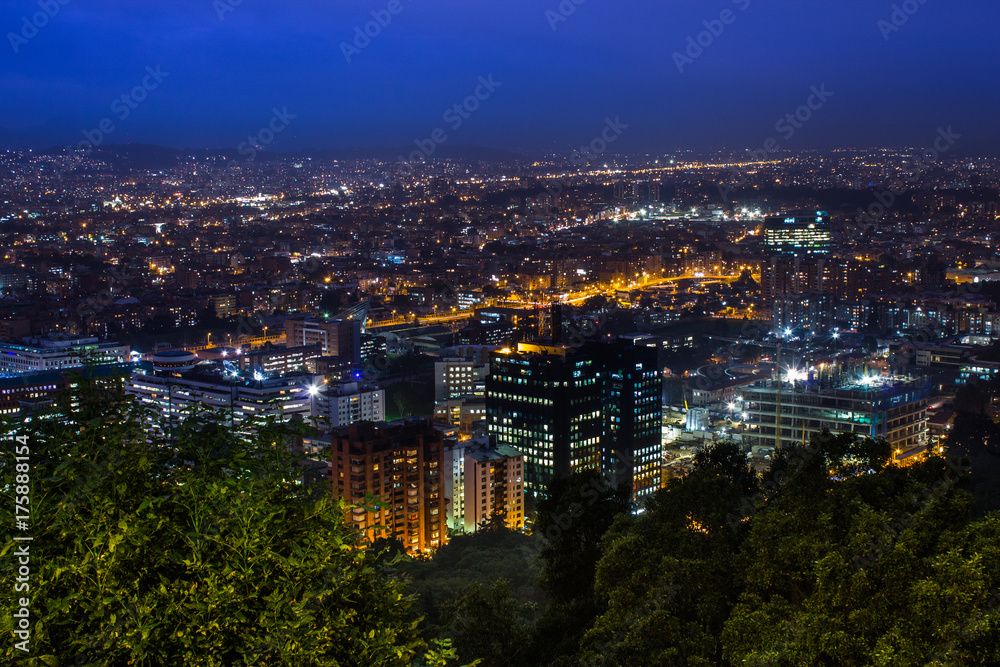 Obraz premium luces de la Ciudad