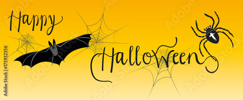 Happy Halloween - Süßes oder Saures, Kalligrafischer Schriftzug mit Gespenstern und großer Spinne, Spinnennetz, Fledermaus, Grusel, Horror, Feiertag