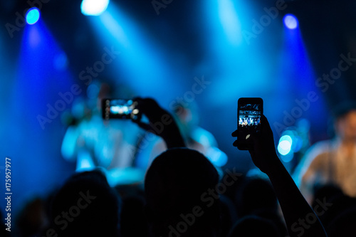 Konzertbesucher Festivalbesucher