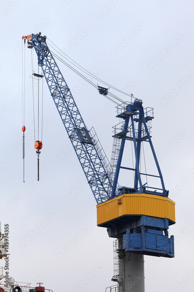 Crane and ship in Hamburg harbour Crane and ship in Hamburg harbour