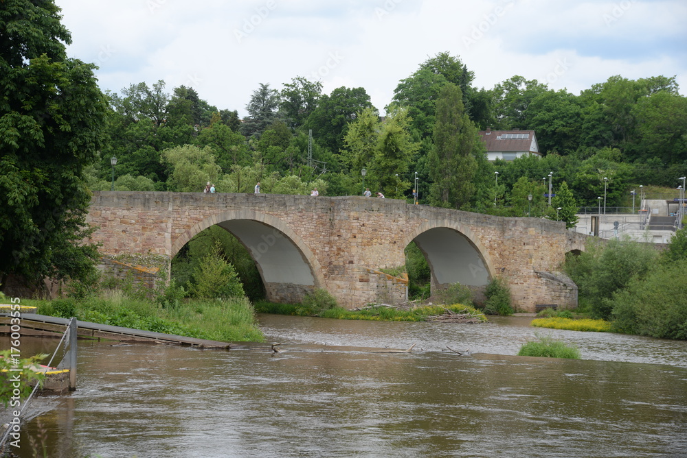 Fototapeta premium Bartenwetzerbrücke in Melsungen