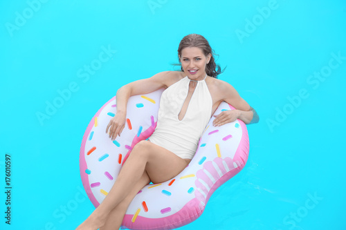 Beautiful young woman relax...