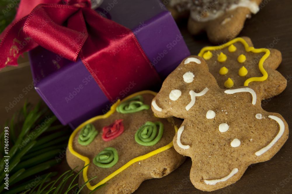 Christmas set - cookies and gift box