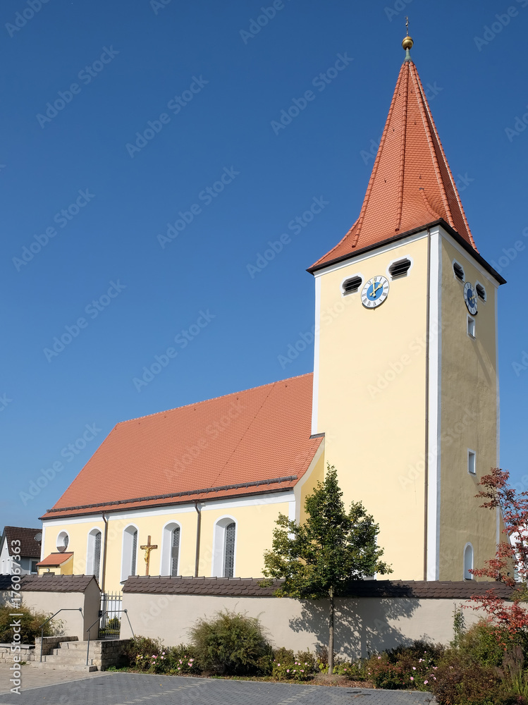 Kirche St. Peter und Paul in Pilsach