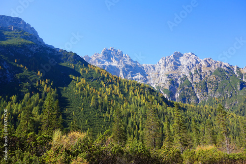 Tiroler Berge im Herbst