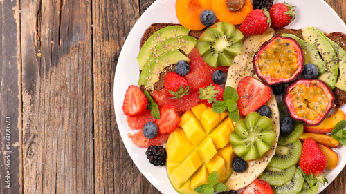 vegetarian breakfast bowl