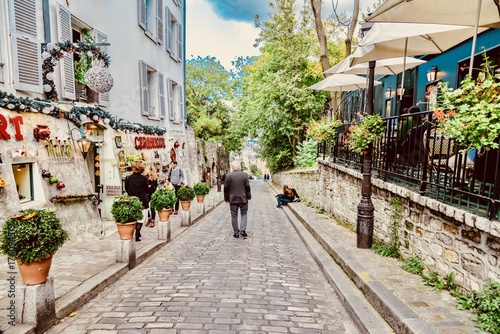 Fototapeta Naklejka Na Ścianę i Meble -  panorama of Montmartre district in Paris France