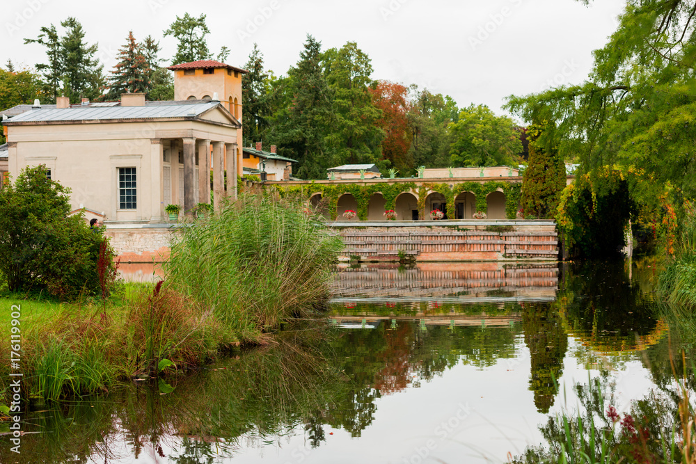Obraz premium beautiful landscape with a lake