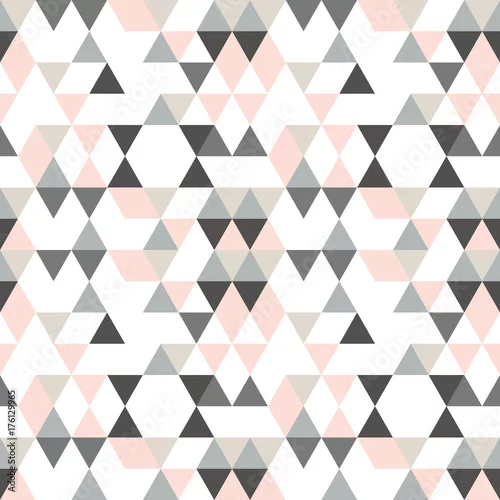 Tapety Geometryczny abstrakcyjny wzór z trójkątów w stonowanych kolorach retro.