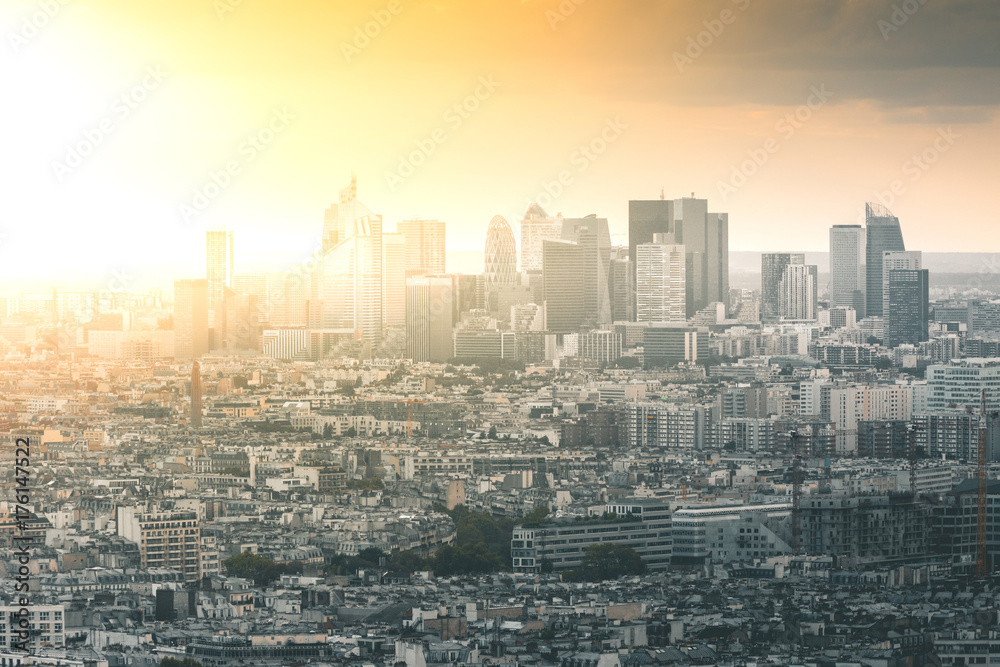 Fototapeta premium Evening Light around La Defense - Paris