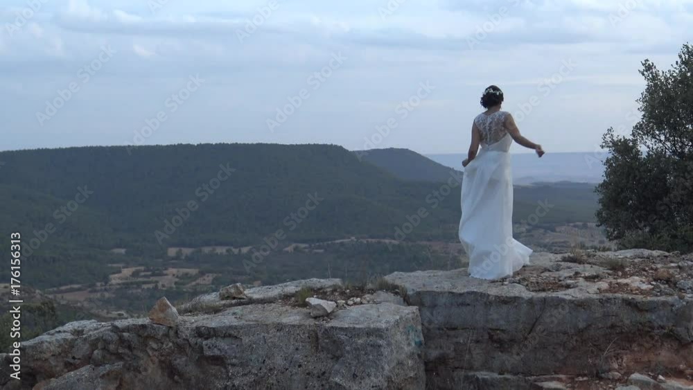 woman married happy in the field woman married happy in the field