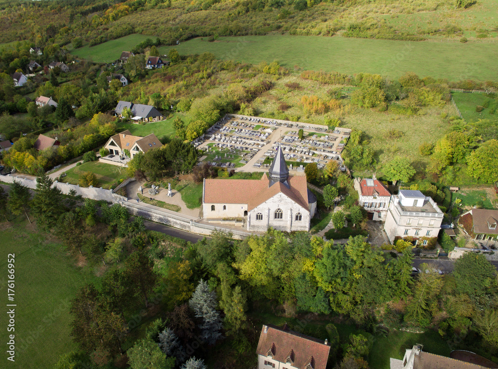 Eglise Sainte Radegonde et cimetière de Giverny (Eure, France)