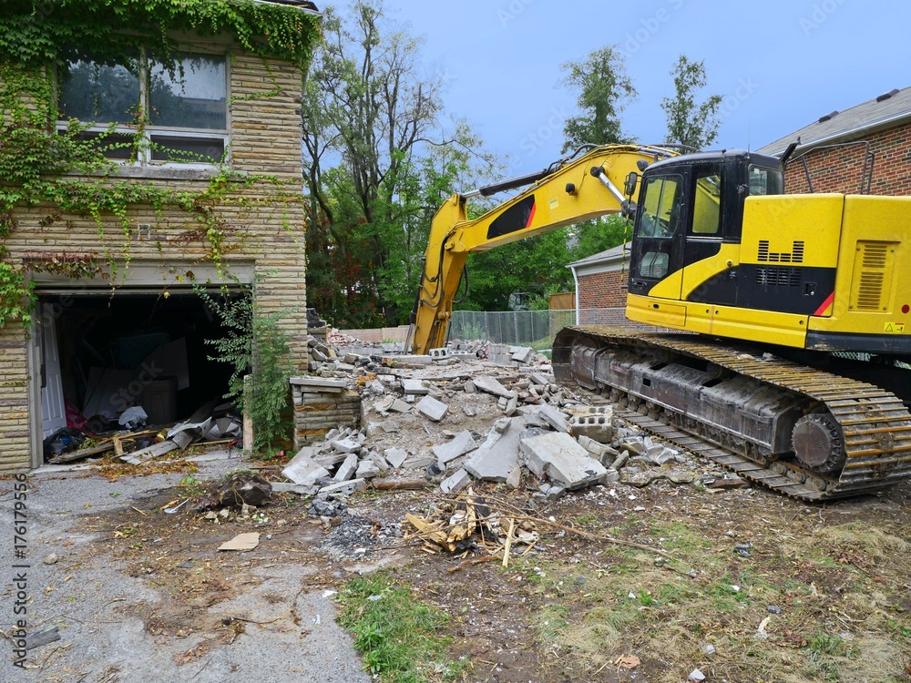 house being demolished