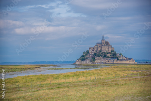 Wallpaper Mural Mont Saint-Michel Torontodigital.ca