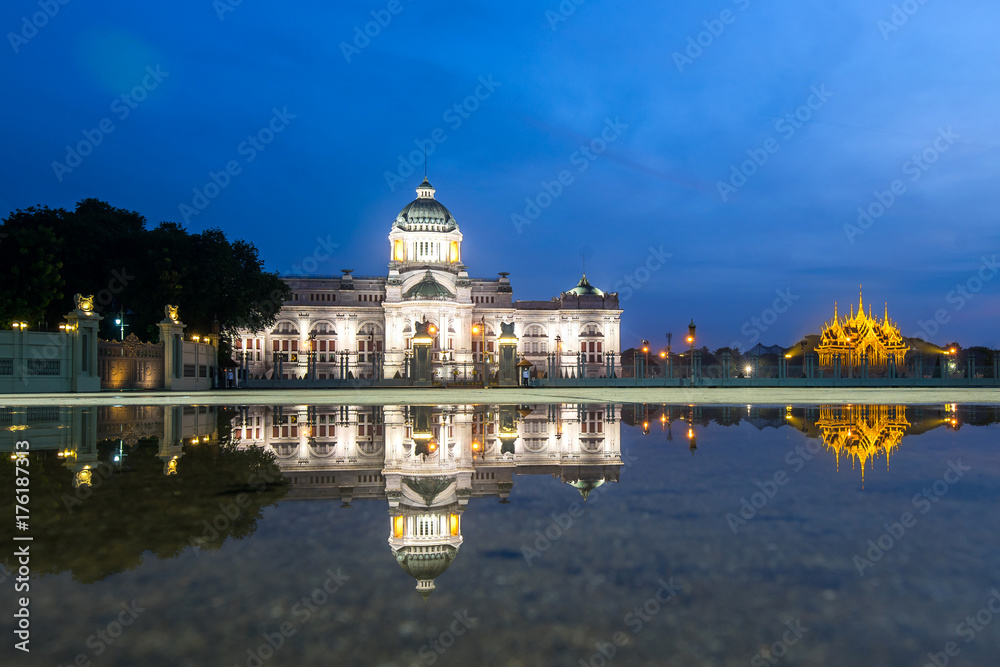 Fototapeta premium Bangkok City - Dusit Palace , Ananta Samakom Throne Hall in Bangkok , beautiful sunset , Landscape Thailand