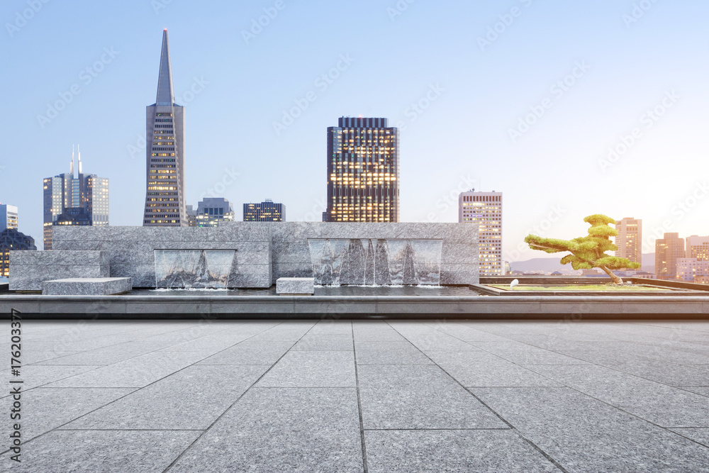 Naklejka premium empty marble floor with decorative waterfall