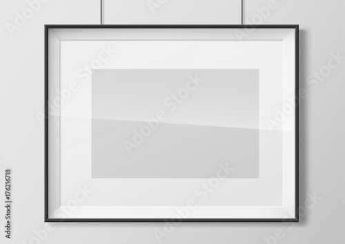 Horizontal photo frame with glass