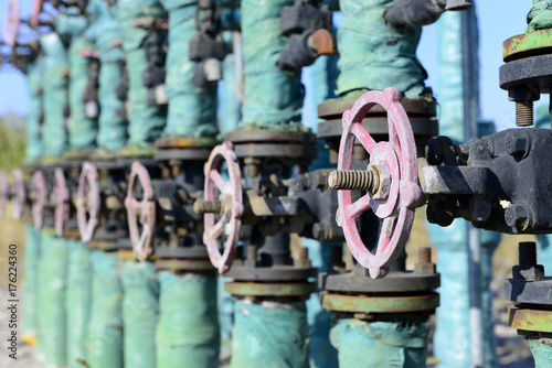 Pipeline switches, in oil fields