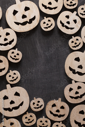 Wooden pumpkin halloween background