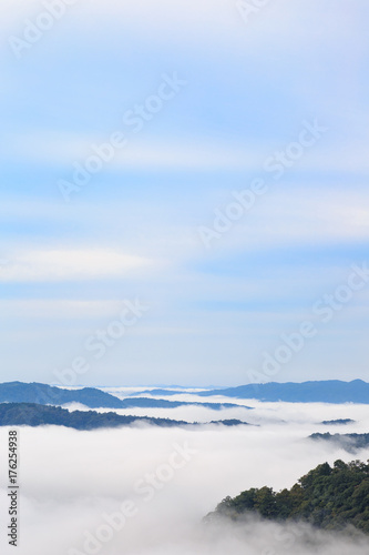 備中松山城 -雲海に浮かぶ天空の城-