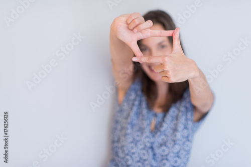 woman showing framing hand gesture