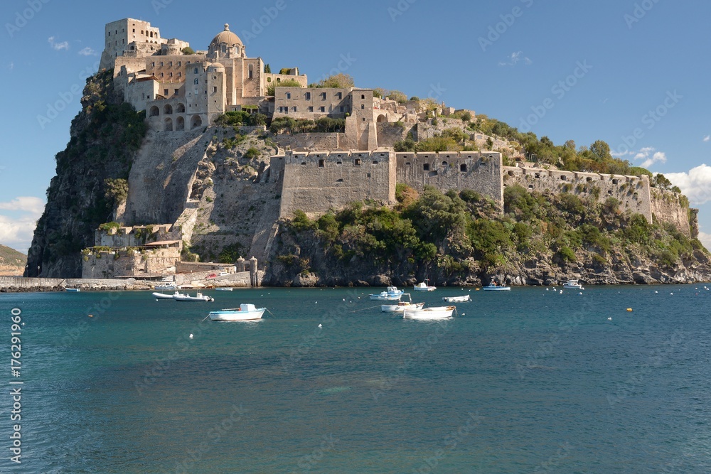 Die Aragoner Burg auf Ischia