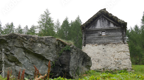 Baita di montagna sulle Alpi Italiane