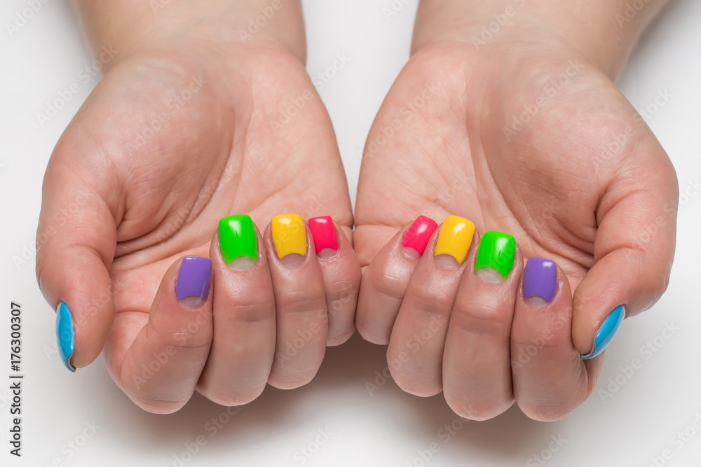 Top 100 Best Green And Yellow Nails For Women - Fingernail Design Ideas
