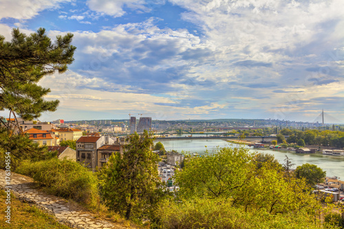 Obraz na płótnie SERBIA, BELGRADE - JULY 26: Karadjordjeva street and bridges of Belgrade from the slopes of Kalemegdan on July 26, 2017 in Belgrade, HDR Image. w salonie