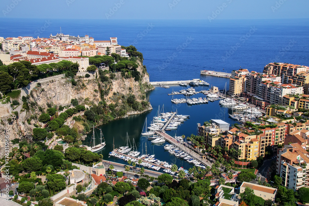 Naklejka premium View of Monaco City and Fontvieille with boat marina in Monaco.