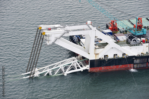 The pipelaying barge photo