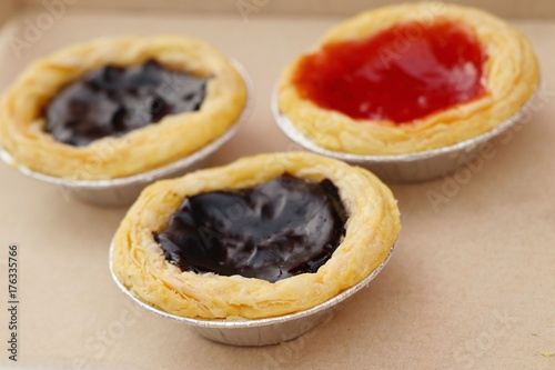 sweet tarts with fruit jam