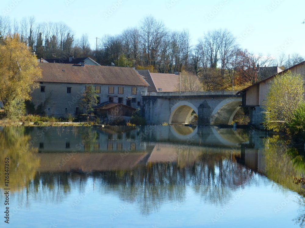 Obraz premium Pont sur l'Ain