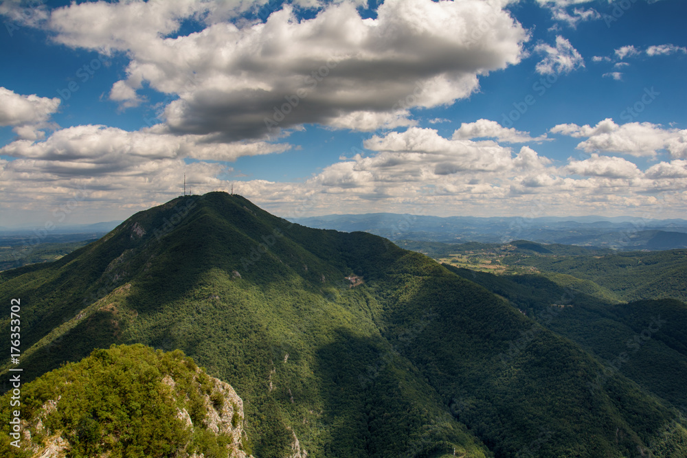Fototapeta premium Ovcar and Kablar Mountains