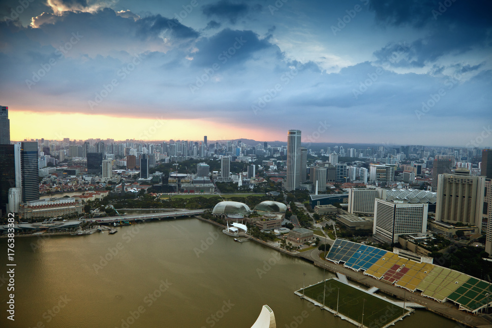 Obraz premium Evening Singapore