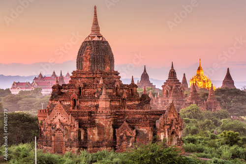 Bagan, Myanmar Temples © SeanPavonePhoto