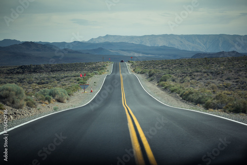 desert road photo