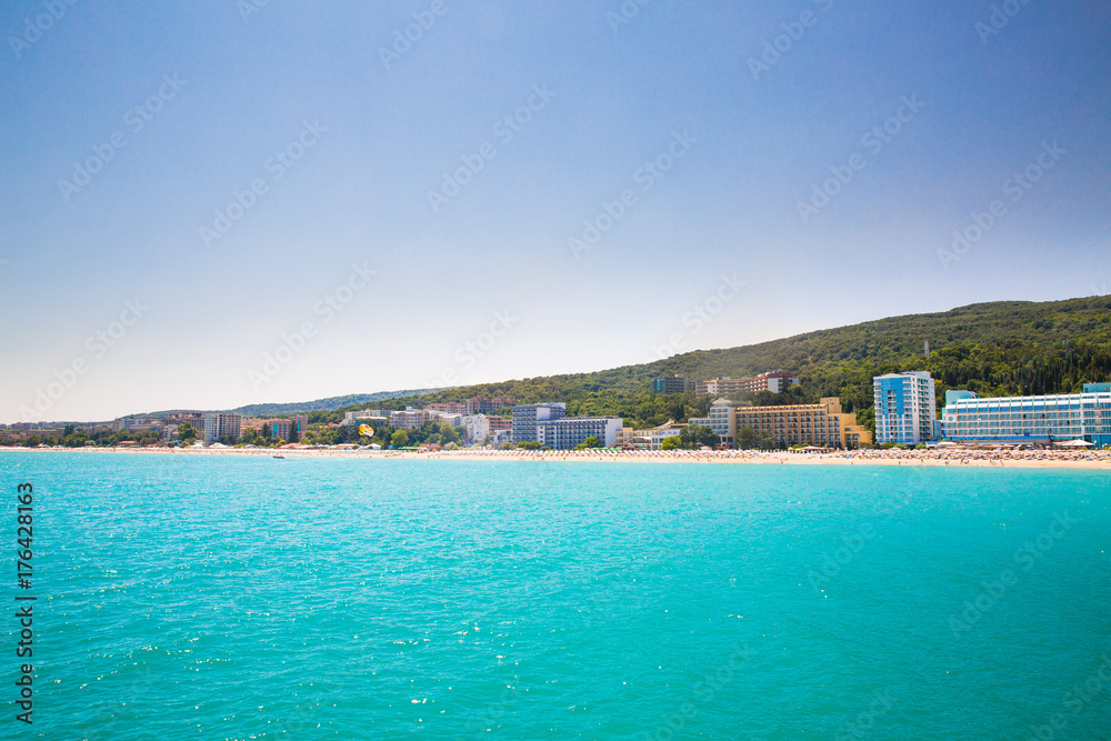 Fototapeta premium Beautiful sea coast, Sea beach, resort area in sunny weather in Bulgaria, golden sands