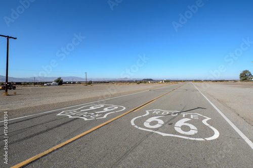 Wallpaper Mural Entlang der Route 66, Amboy, Mojave-Wüste,, San Bernardino County,  CA