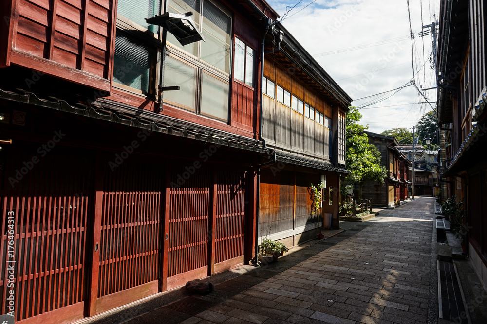 日本の古い町並み ひがし茶屋街 江戸時代 加賀藩 Stock 写真 Adobe Stock