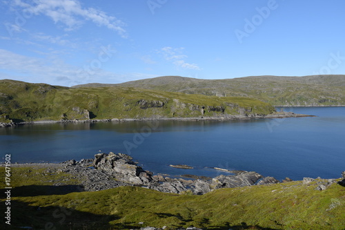 Norwegen, Norge, Honningsvåg, Nordkapp, Magerøya, Skarsvåg, Kirkeporten, Kirchenpforte, Horn, Nordkapphorn, Mefjord, Vestfjord, Ford, Klippe, Loch, Naturjuwel