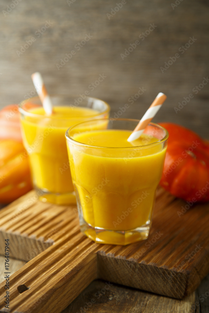 Fototapeta premium Pumpkin and carrot drink