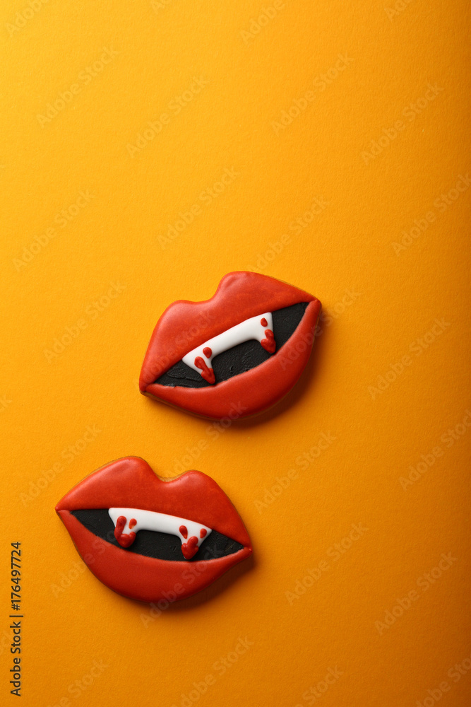 Homemade Gingerbread Halloween Lips