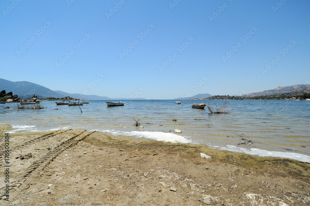 La rive est du lac de Bafa en Anatolie